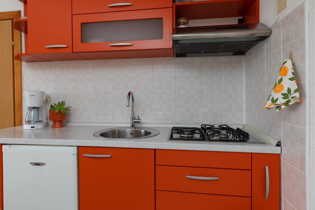Apartments Paloc - Orange Бол Экстерьер фото
